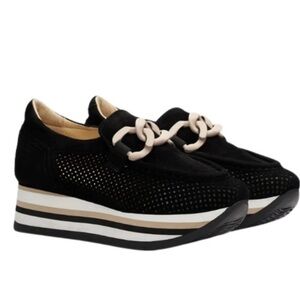 Softwaves Cassie black shoe